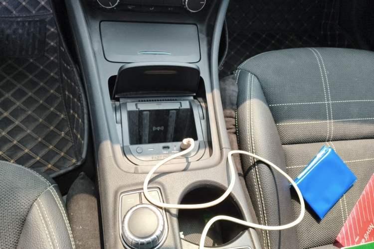 Used Mercedes-Benz A-Class 2015 A 200 Fashion Model Gear Lever