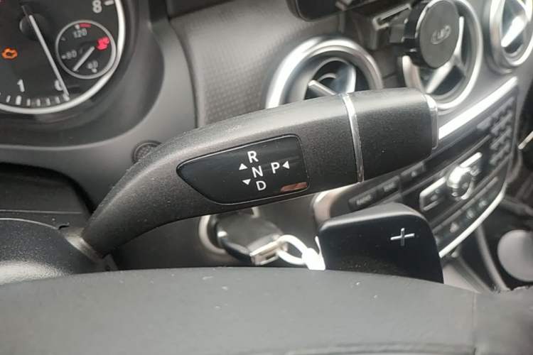 Used Mercedes-Benz A-Class 2015 A 180 Gear Lever