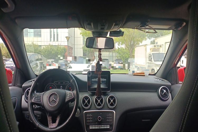 Used Mercedes-Benz A-Class 2015 A 180 Standard Model Headliner