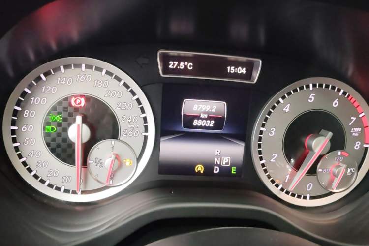 Used Mercedes-Benz A-Class 2015 A 200 Fashion Model Instrument Cluster