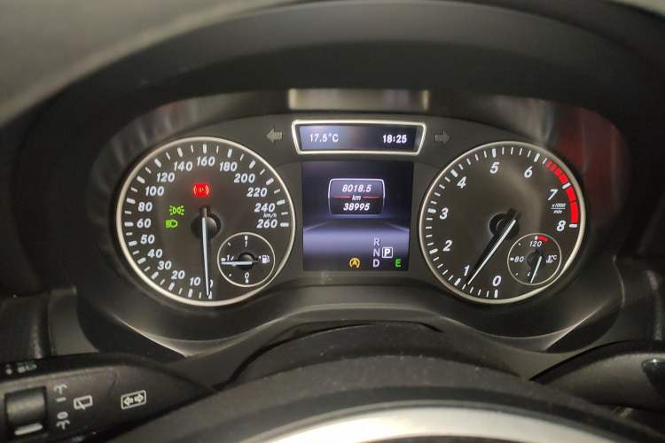 Used Mercedes-Benz A-Class 2015 A 180 Standard Model Instrument Cluster