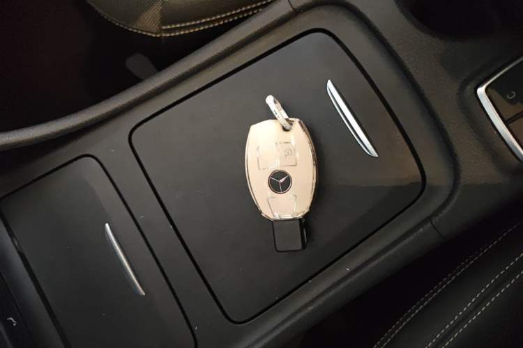 Used Mercedes-Benz A-Class 2015 A 180 Standard Model Interior 1