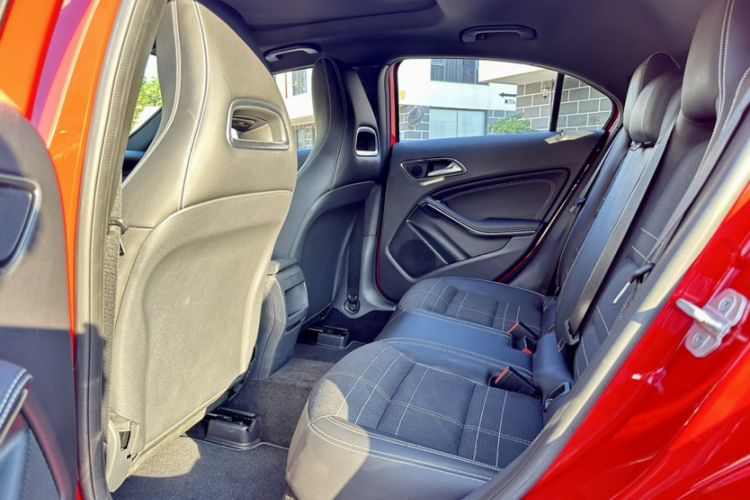 Used Mercedes-Benz A-Class 2015 A 200 Fashion Model Interior 2