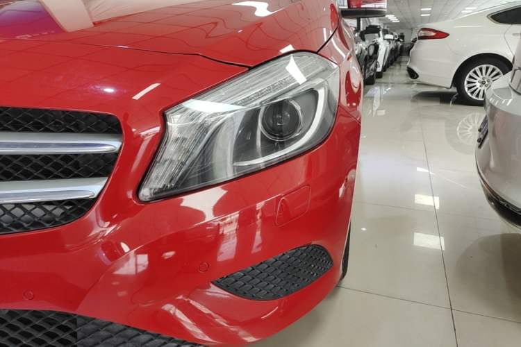 Used Mercedes-Benz A-Class 2015 A 200 Fashion Model Left Front Headlight