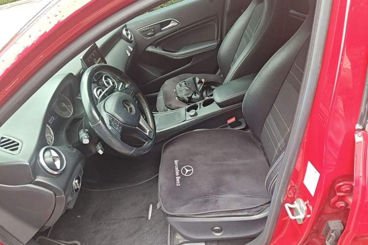 Used Mercedes-Benz A-Class 2015 A 200 Fashion Model Left Front Seat