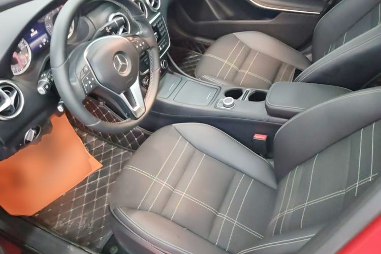 Used Mercedes-Benz A-Class 2015 A 200 Fashion Model Left Front Seat