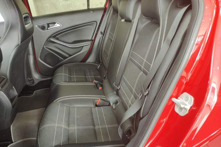 Used Mercedes-Benz A-Class 2015 A 200 Fashion Model Left Rear Seat