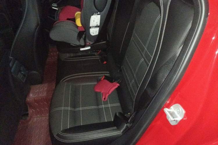 Used Mercedes-Benz A-Class 2015 A 200 Fashion Model Left Rear Seat