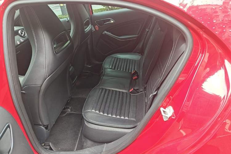 Used Mercedes-Benz A-Class 2015 A 200 Fashion Model Left Rear Seat