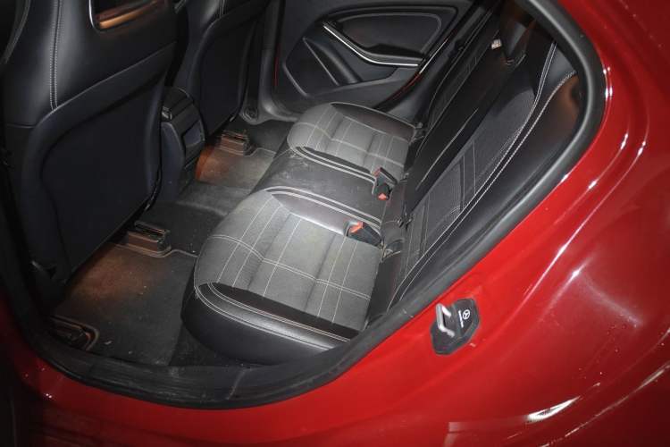 Used Mercedes-Benz A-Class 2015 A 200 Fashion Model Left Rear Seat