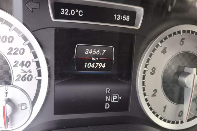 Used Mercedes-Benz A-Class 2015 A 200 Fashion Model Odometer Close Up