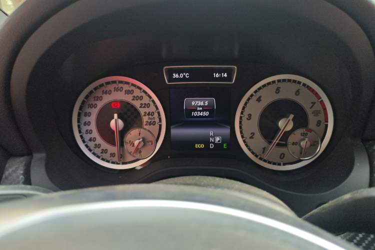 Used Mercedes-Benz A-Class 2015 A 200 Sport Edition Odometer Close Up