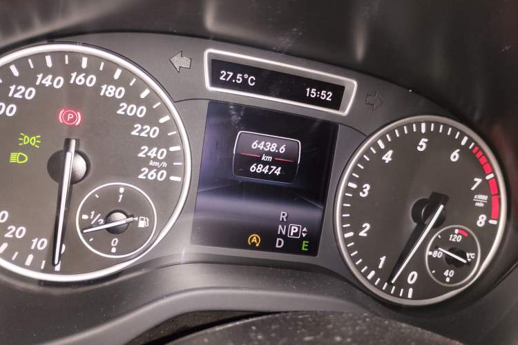 Used Mercedes-Benz A-Class 2015 A 180 Odometer Close Up