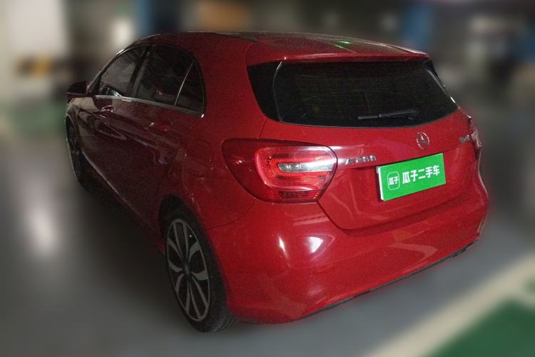 Used Mercedes-Benz A-Class 2015 A 200 Fashion Model Rear Left 45 Deg
