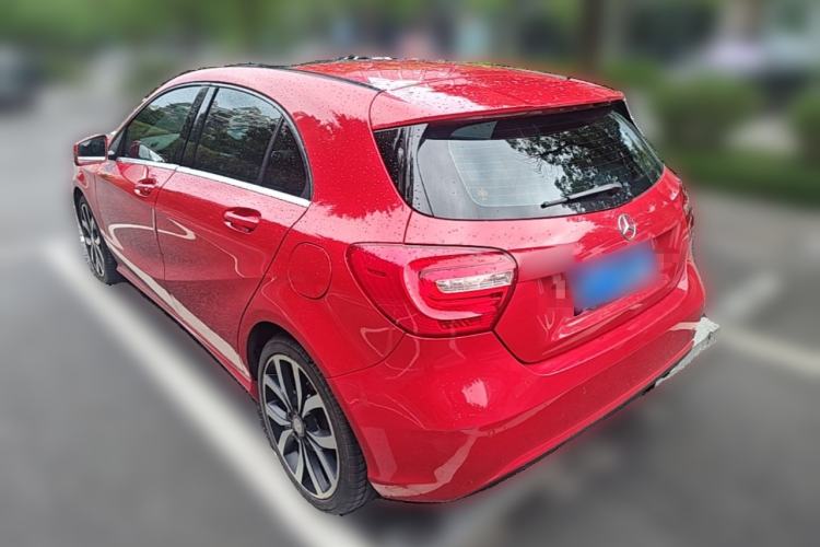 Used Mercedes-Benz A-Class 2015 A 200 Fashion Model Rear Left 45 Deg