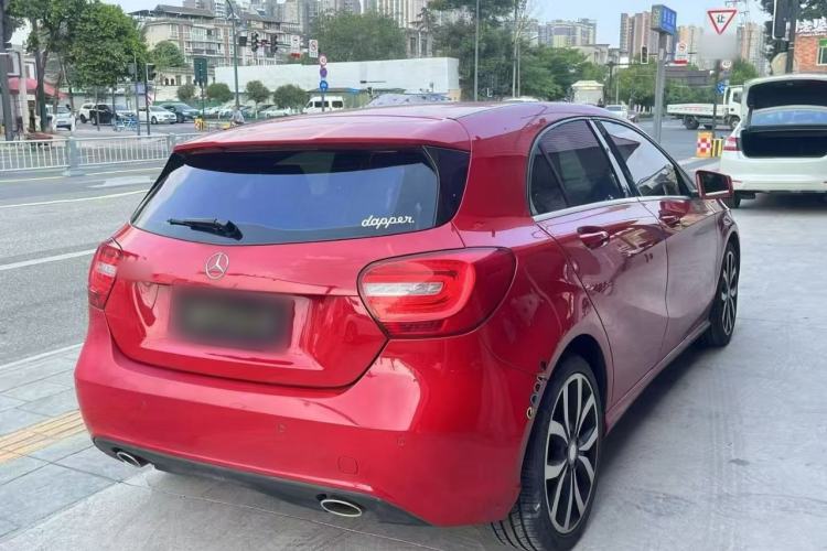 Used Mercedes-Benz A-Class 2015 A 200 Fashion Model Rear Right 45 Deg