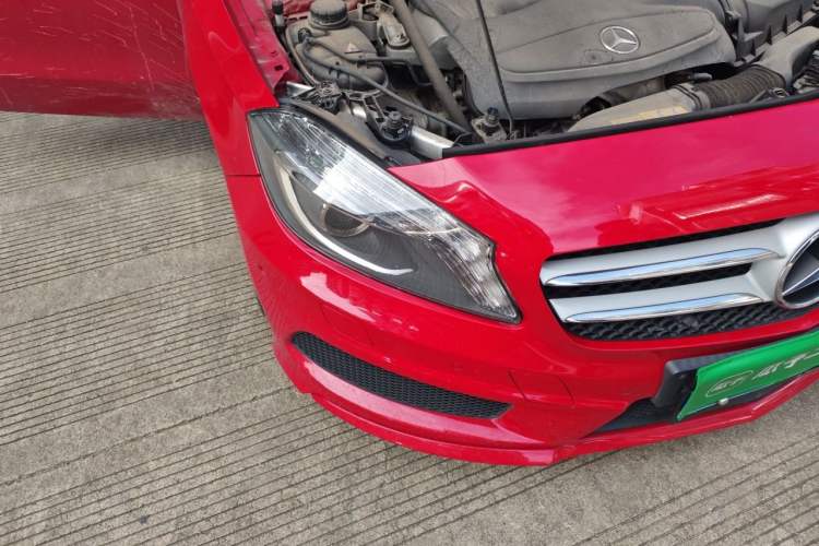 Used Mercedes-Benz A-Class 2015 A 200 Sport Edition Right Front Headlight