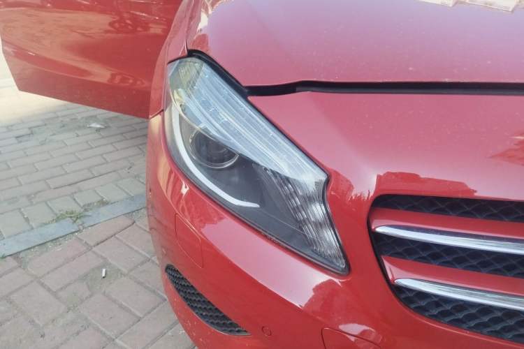 Used Mercedes-Benz A-Class 2015 A 180 Right Front Headlight