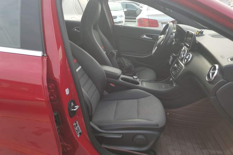 Used Mercedes-Benz A-Class 2015 A 180 Right Front Seat