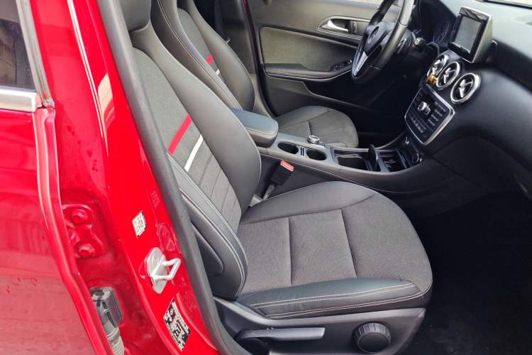 Used Mercedes-Benz A-Class 2015 A 180 Right Front Seat