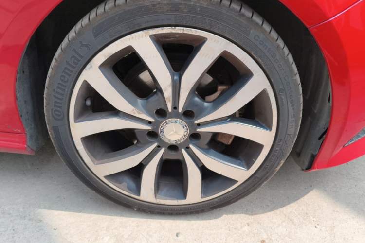 Used Mercedes-Benz A-Class 2015 A 200 Fashion Model Right Front Wheel Hub