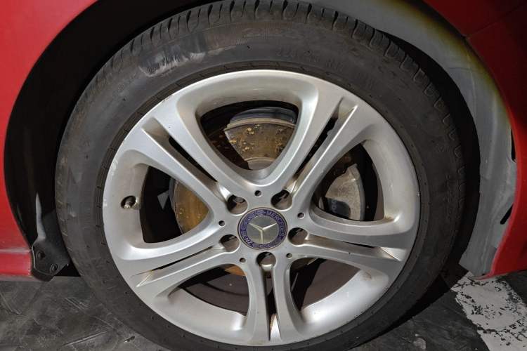 Used Mercedes-Benz A-Class 2015 A 180 Right Front Wheel Hub