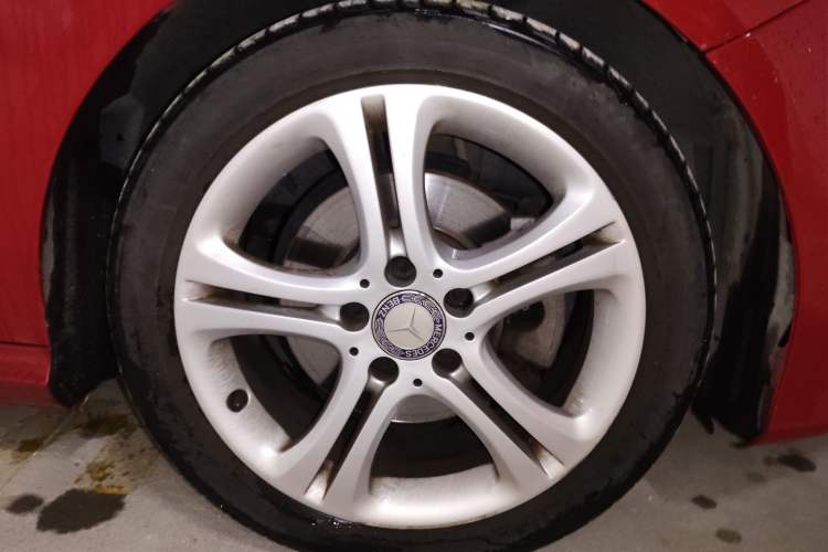 Used Mercedes-Benz A-Class 2015 A 180 Right Front Wheel Hub