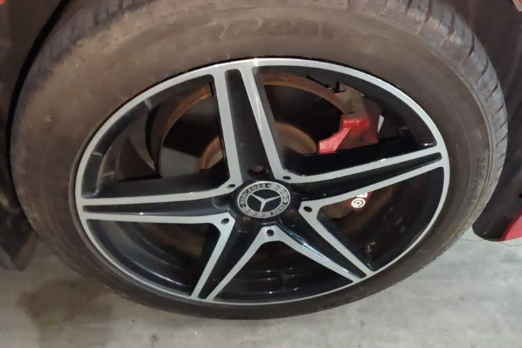 Used Mercedes-Benz A-Class 2015 A 180 Right Front Wheel Hub