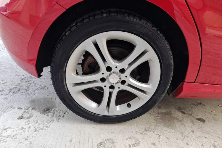 Used Mercedes-Benz A-Class 2015 A 180 Right Rear Wheel Hub