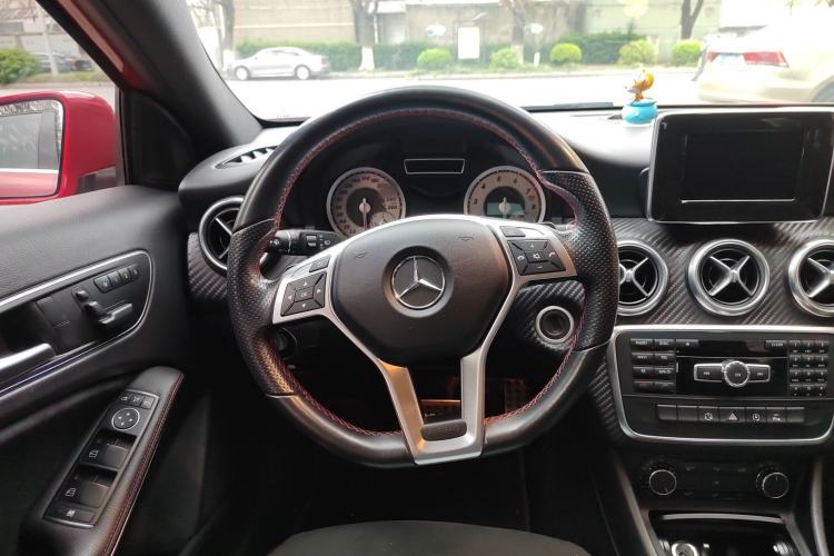 Used Mercedes-Benz A-Class 2015 A 200 Sport Edition Steering Wheel