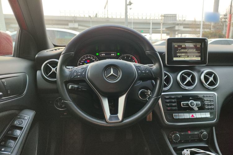 Used Mercedes-Benz A-Class 2015 A 180 Steering Wheel