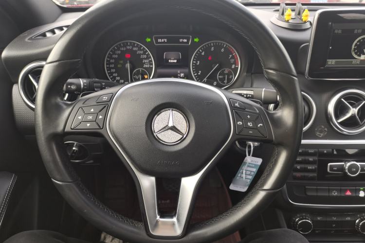 Used Mercedes-Benz A-Class 2015 A 180 Steering Wheel