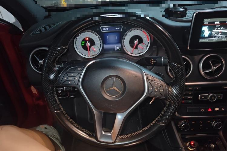 Used Mercedes-Benz A-Class 2015 A 200 Fashion Model Steering Wheel