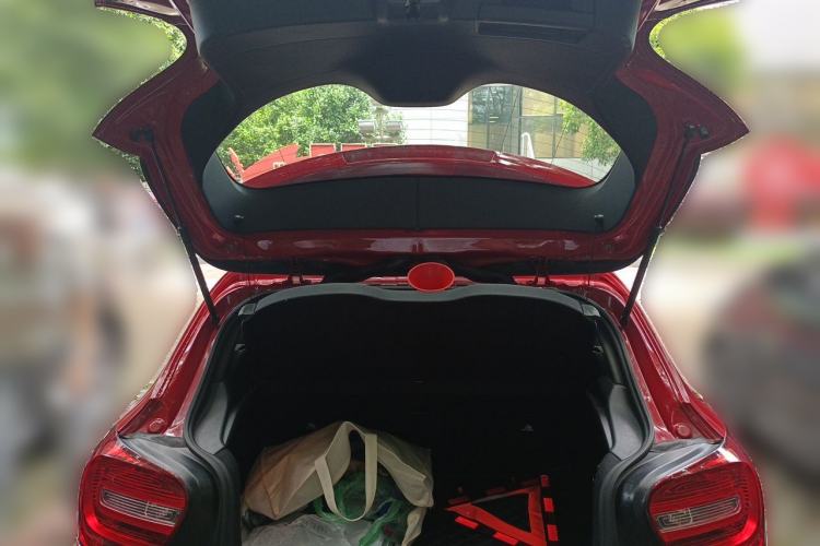 Used Mercedes-Benz A-Class 2015 A 180 Standard Model Trunk