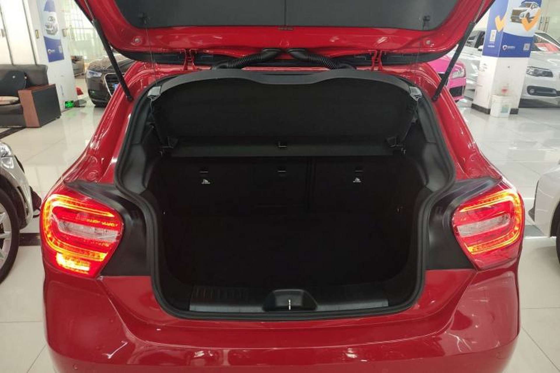 Used Mercedes-Benz A-Class 2015 A 180 Standard Model Trunk