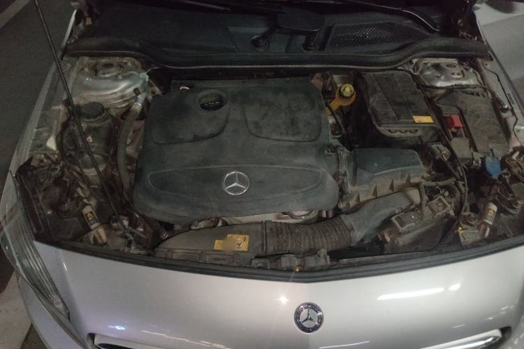 Used Mercedes-Benz A-Class 2015 A 200 Fashion Model Engine Bay