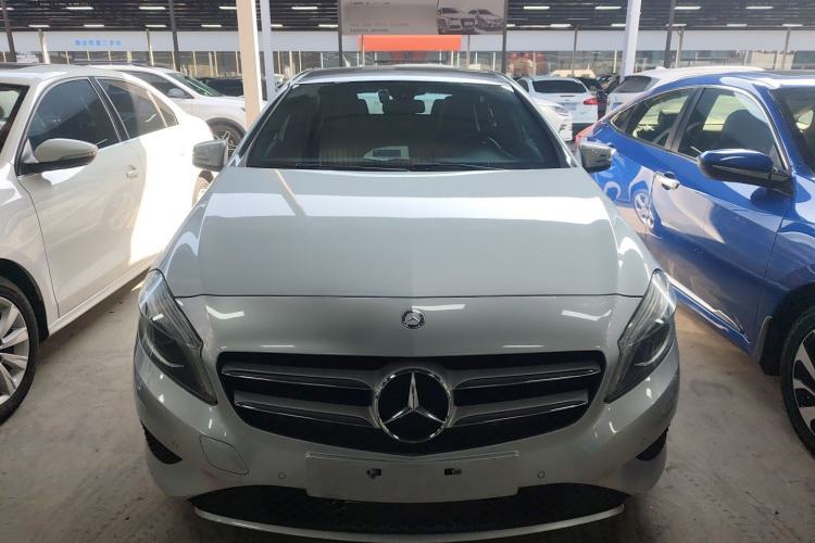 Used Mercedes-Benz A-Class 2015 A 180 Exterior 1