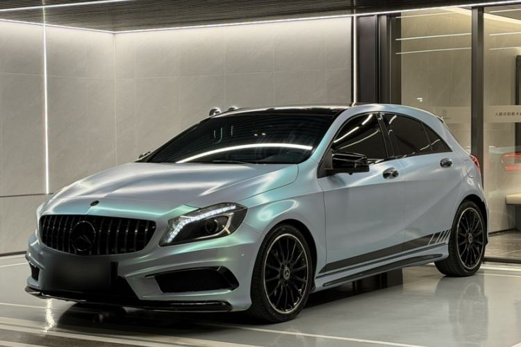 Used Mercedes-Benz A-Class 2015 A 200 Sport Edition Exterior 4