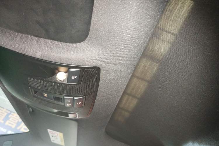 Used Mercedes-Benz A-Class 2015 A 200 Sport Edition Headliner