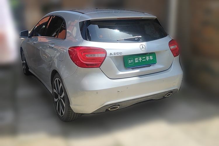 Used Mercedes-Benz A-Class 2015 A 200 Fashion Model Rear Left 45 Deg