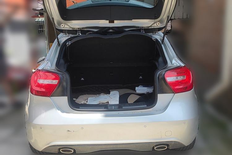 Used Mercedes-Benz A-Class 2015 A 200 Fashion Model Trunk