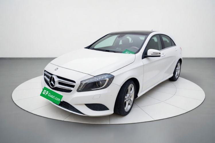 Mercedes-Benz A-Class 2015 A 180 مستعملة Guazi used car, China used car export, Used car for sale, Used cars, Cheapest cars for sale