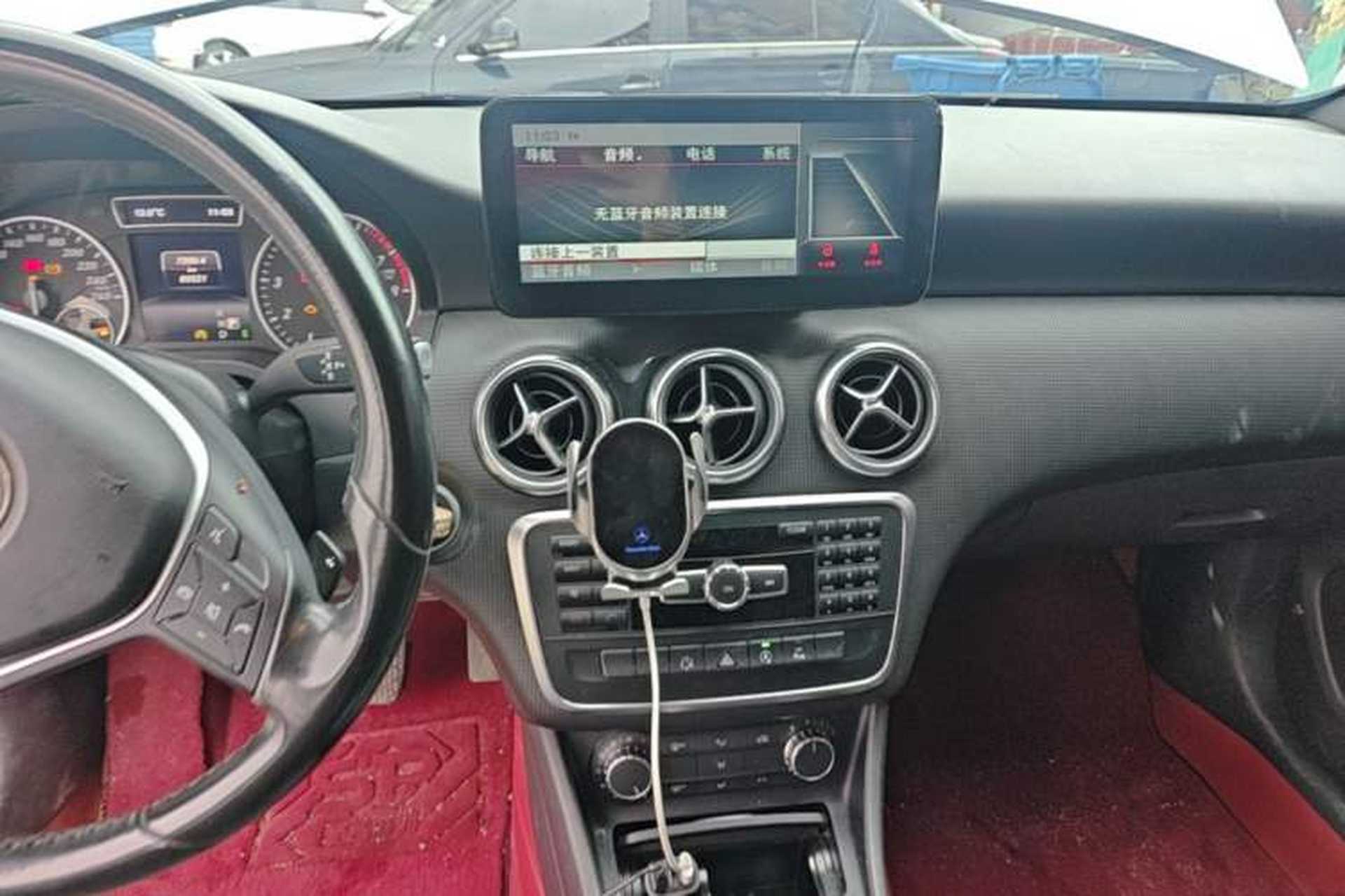 Used Mercedes-Benz A-Class 2015 A 180 Audio And AC Panel