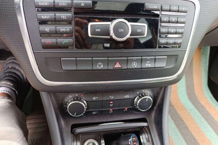 Used Mercedes-Benz A-Class 2015 A 180 Audio And AC Panel