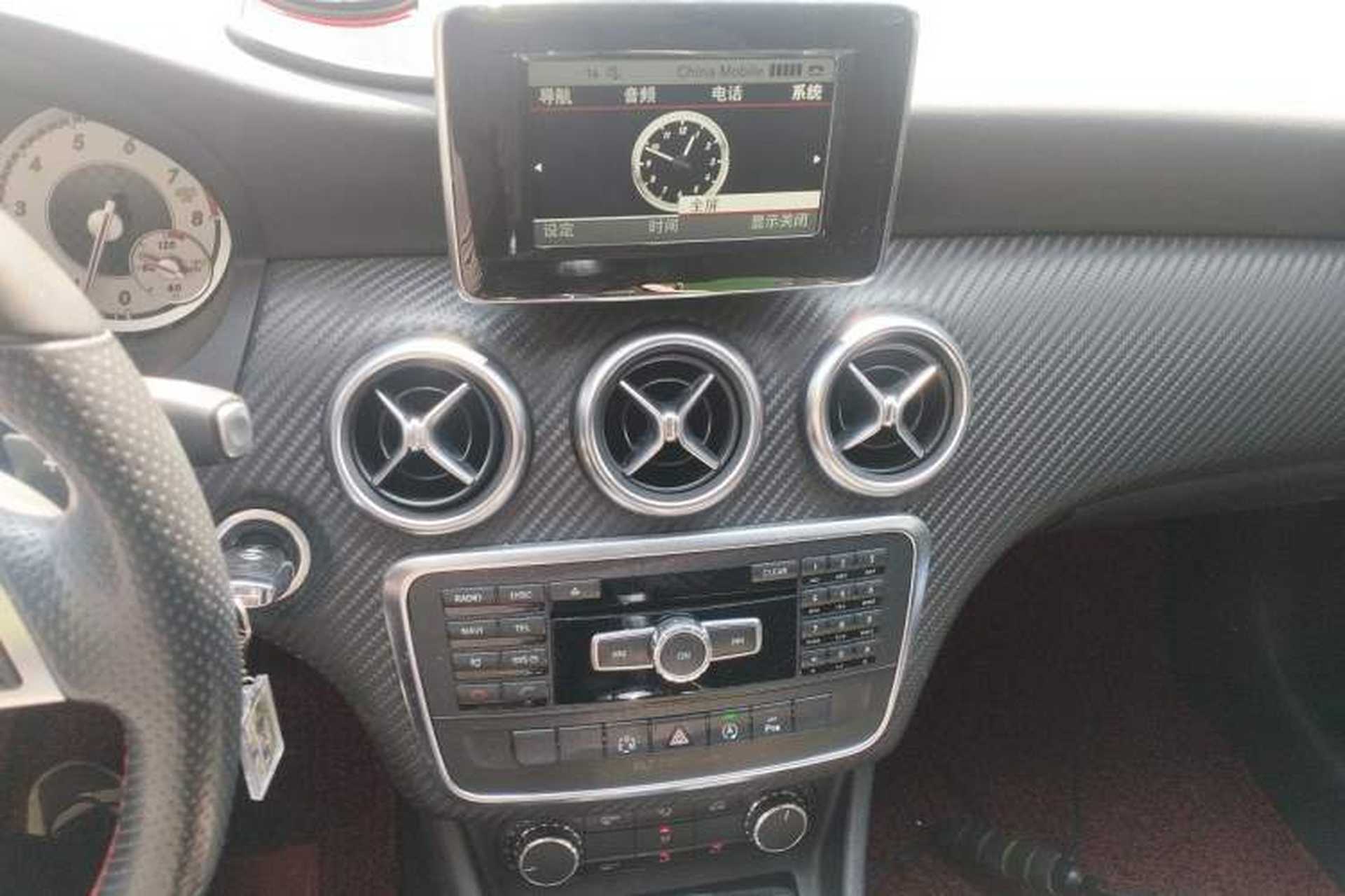 Used Mercedes-Benz A-Class 2015 A 200 Sport Edition Audio And AC Panel