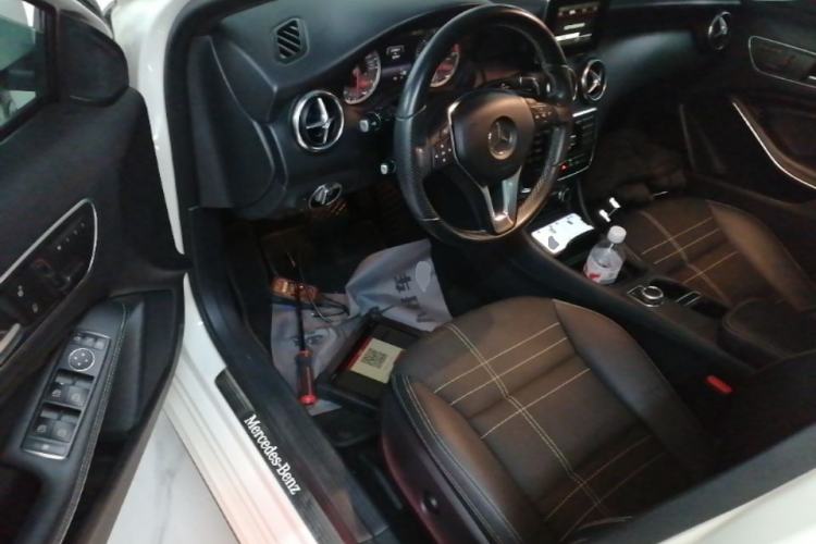 Used Mercedes-Benz A-Class 2015 A 200 Fashion Model Driver Seat