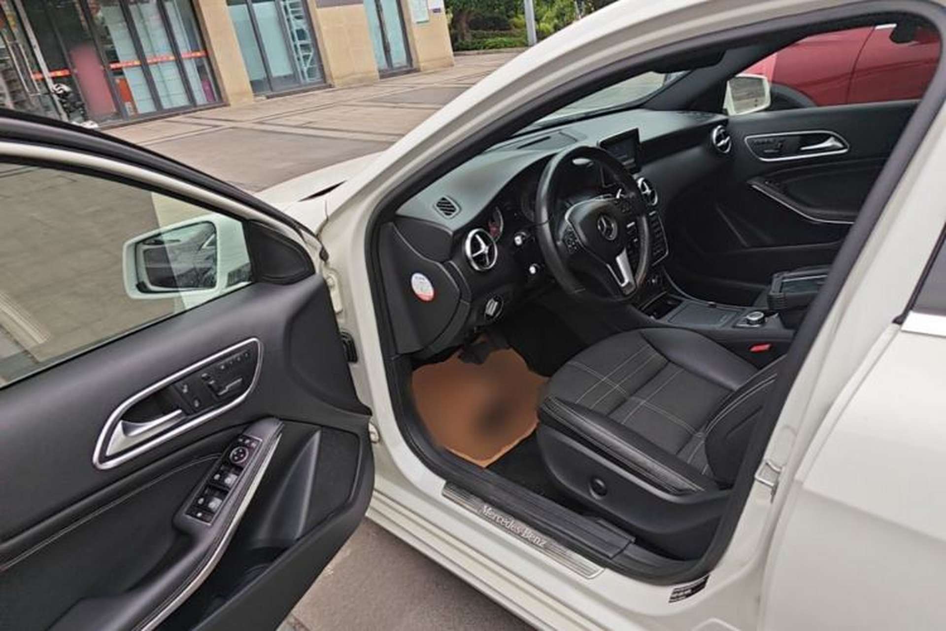 Used Mercedes-Benz A-Class 2015 A 200 Fashion Model Driver Seat