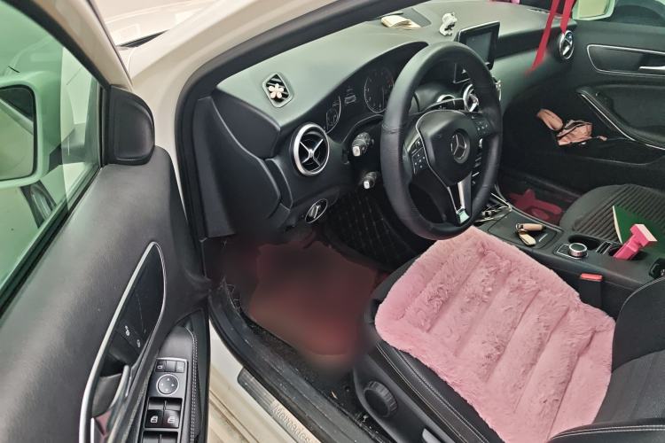 Used Mercedes-Benz A-Class 2015 A 180 Driver Seat