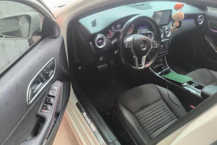 Used Mercedes-Benz A-Class 2015 A 200 Sport Edition Driver Seat