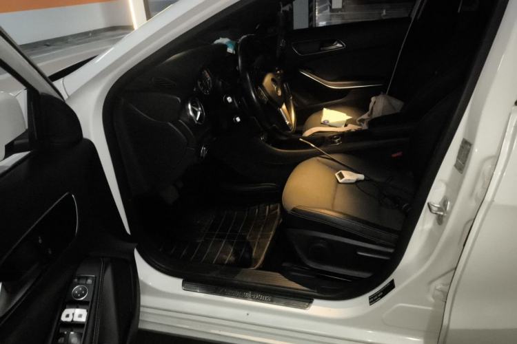 Used Mercedes-Benz A-Class 2015 A 180 Driver Seat